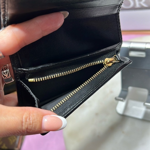 GUCCI Horse Bit 1955 Leather
Bifold Wallet EUC - Picture 6 of 15